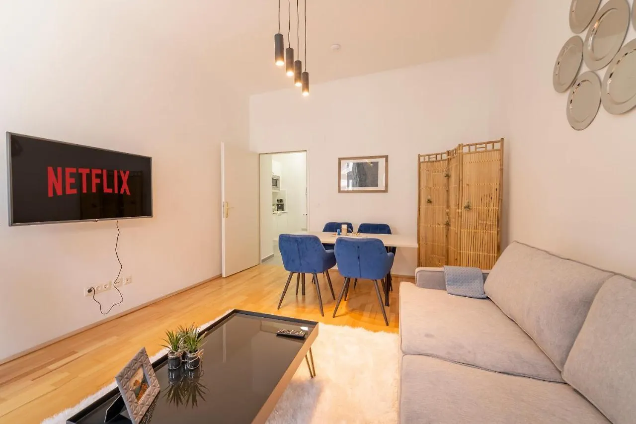 Josef'S Home I Classic Apartment I Uno-City, Vic Vienna